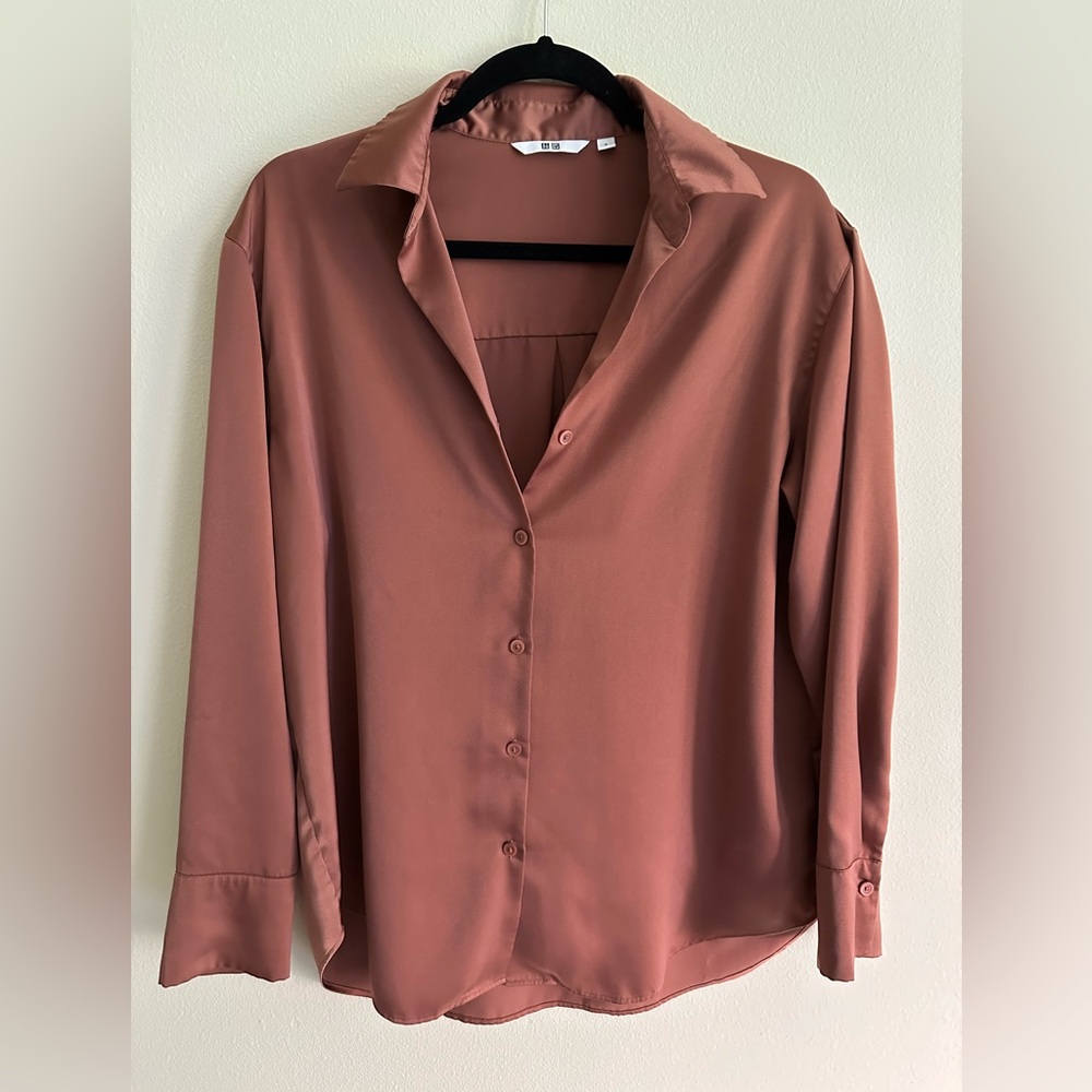 Uniqlo Satin Blouse Button Up Small Brown Copper